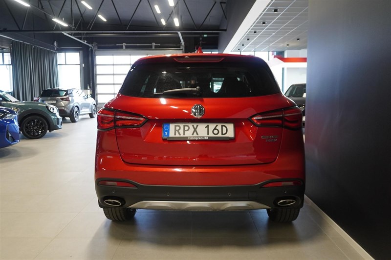 LHD Luxury 258hk 2022 Bilsgaranti Backkamera Taklucka Adaptiv Farthållare_4
