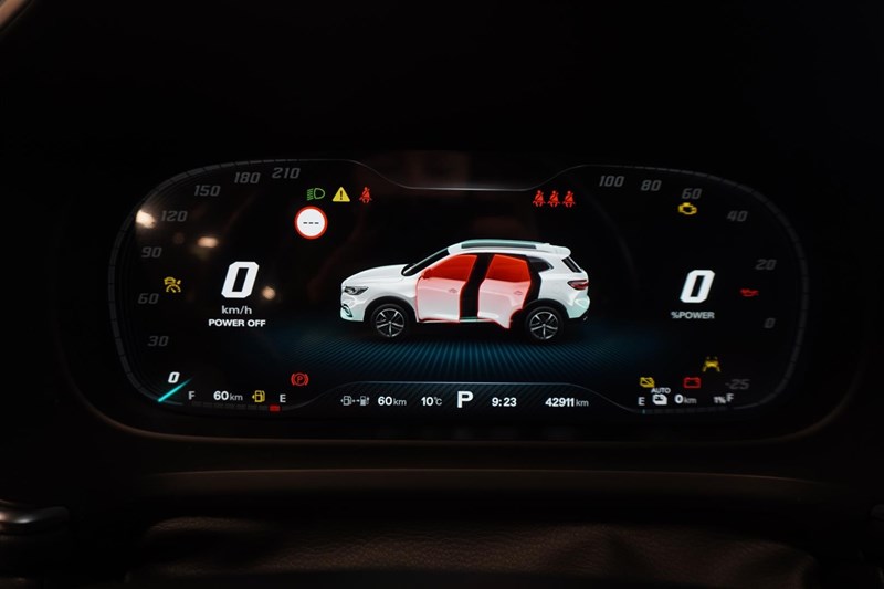 LHD Luxury 258hk 2022 Bilsgaranti Backkamera Taklucka Adaptiv Farthållare_8