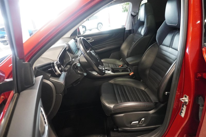 LHD Luxury 258hk 2022 Bilsgaranti Backkamera Taklucka Adaptiv Farthållare_15