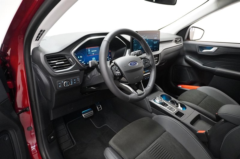 Active X 2.5 Plug-In Hybrid FWD 243hk Business Edition_3