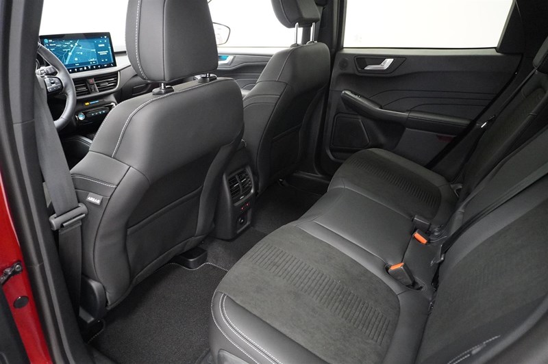 Active X 2.5 Plug-In Hybrid FWD 243hk Business Edition_4