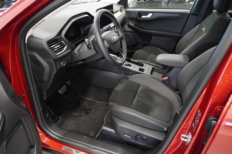 Active X 2.5 Plug-In Hybrid FWD 243hk Business Edition_3