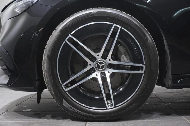 Sedan AMG Line 19 Night Packaget Superscreen_6