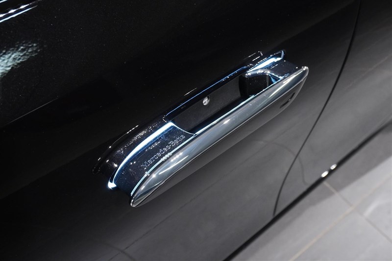 Sedan AMG Line 19 Night Packaget Superscreen_8