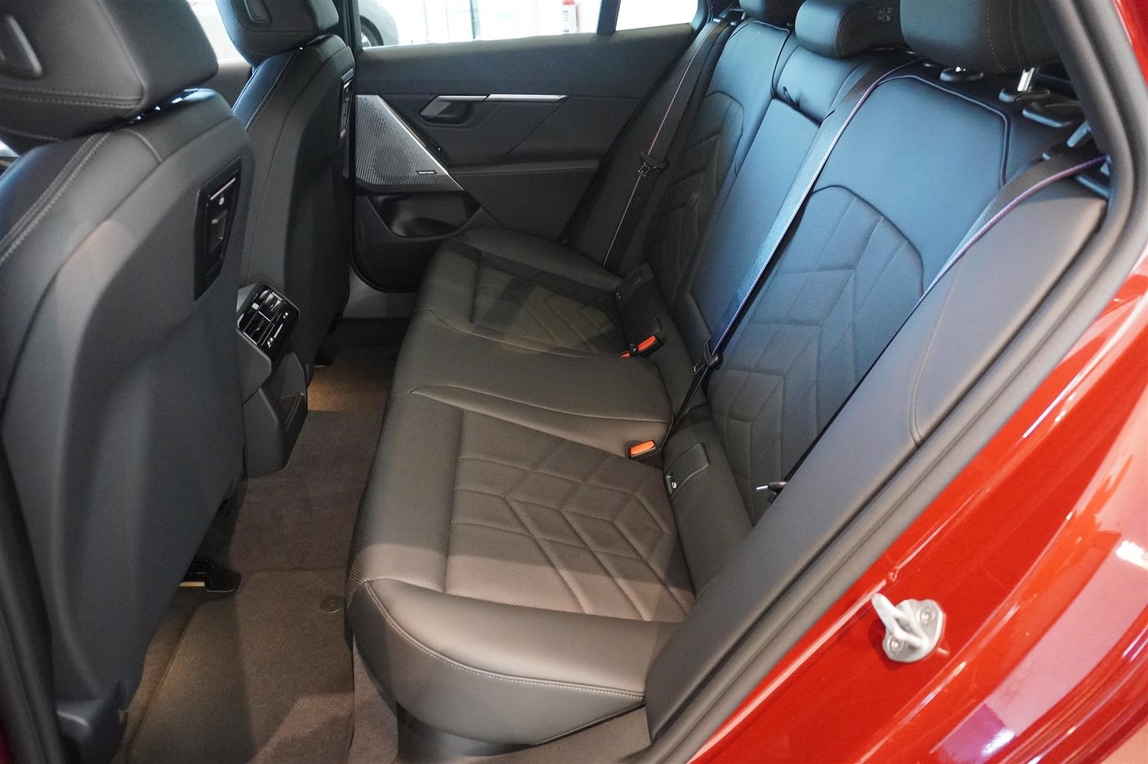 Touring M Sport Active Launch Ed DA Pro_5