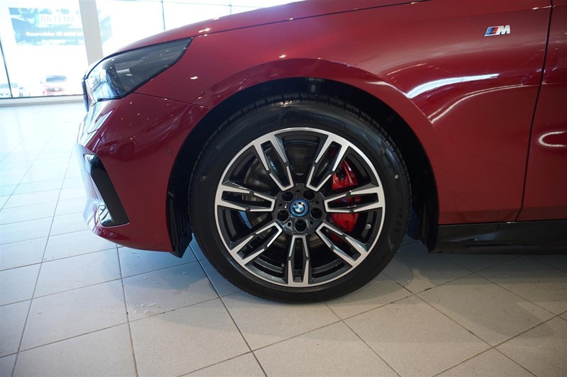 Touring M Sport Active Launch Ed DA Pro_15