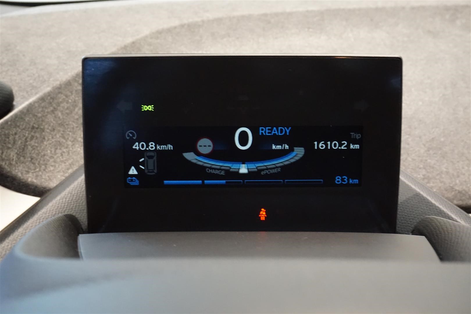 BMW i3 120Ah Charged Plus Navi Professional_10