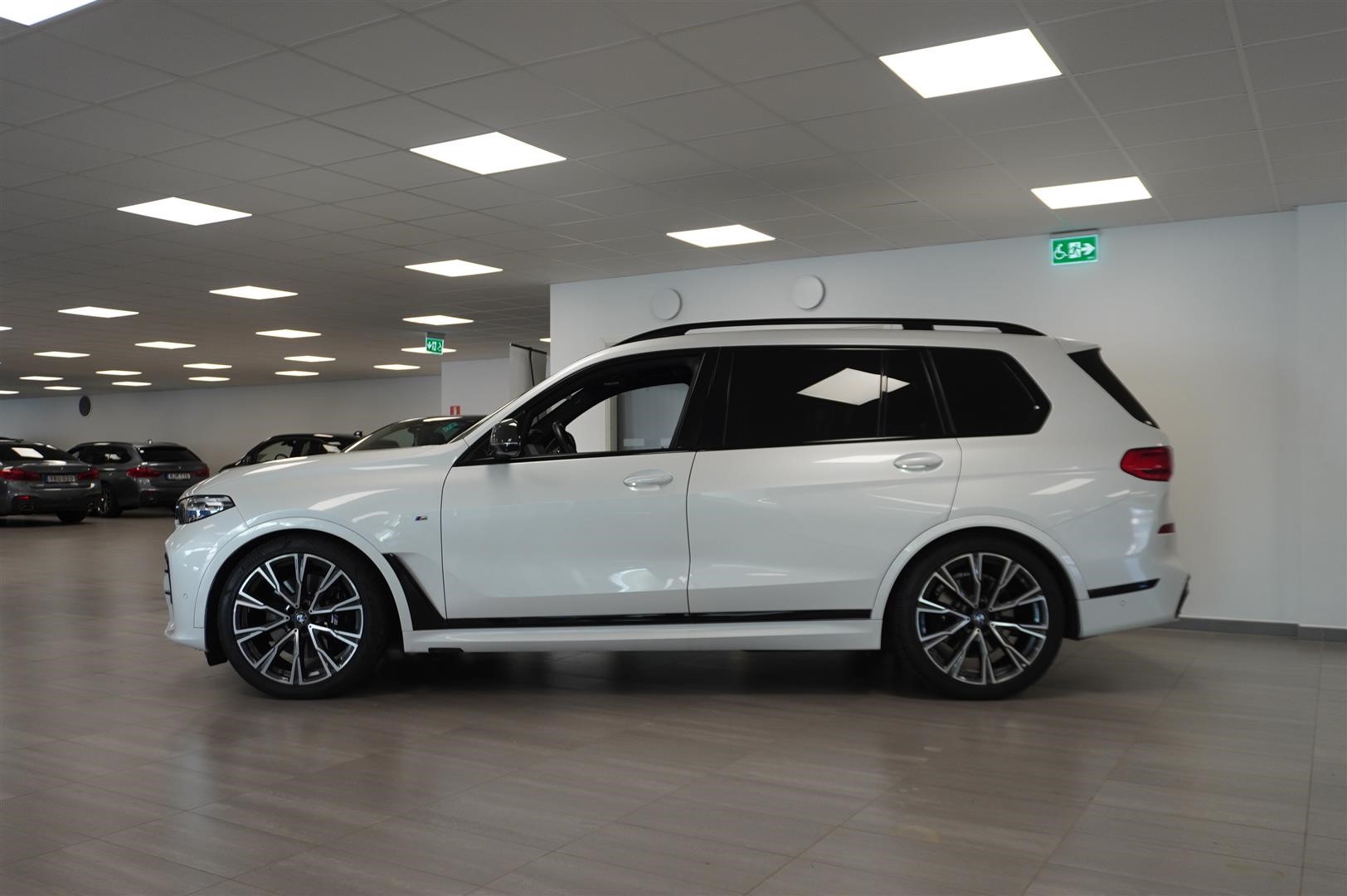 xDrive 40d M-Sport 22 Innov Night Vision 6-Sits_4