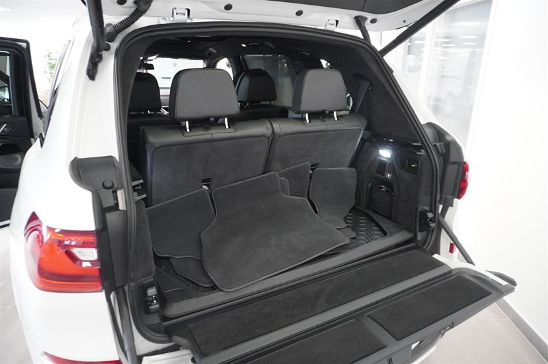 xDrive 40d M-Sport 22 Innov Night Vision 6-Sits_9