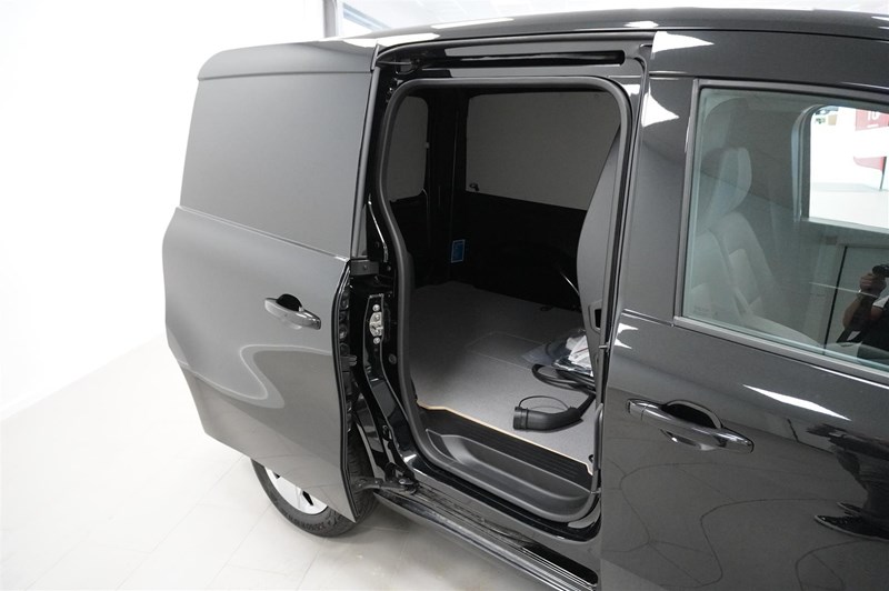 Van EV 45kWh N-Connecta L1 Blind FD + SSD Holmgrens Edition_7
