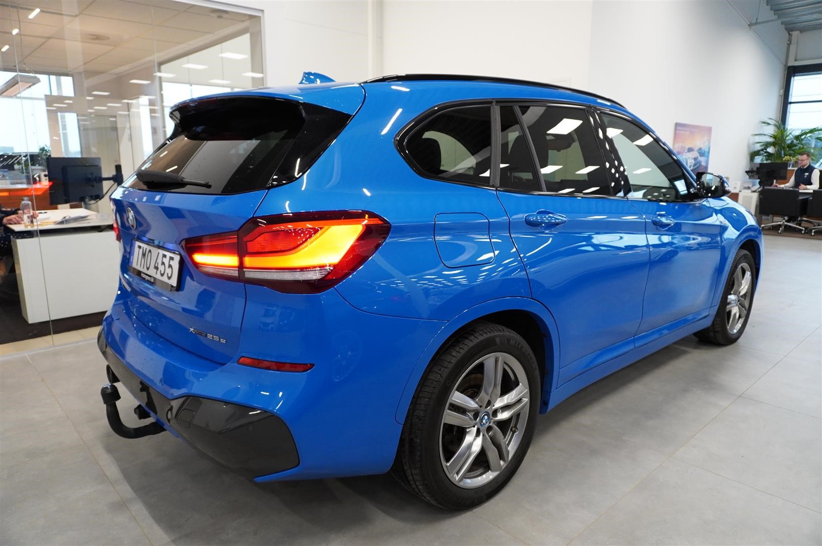 xDrive25e M-Sport Navi Drag Rattvärme HiFi Backkamera Leasebar_4