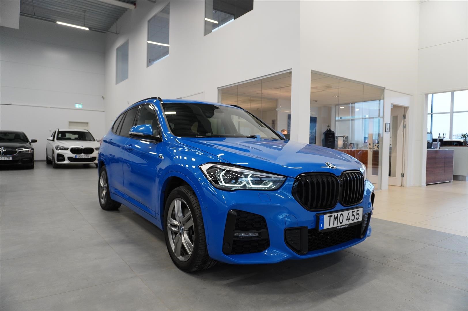 xDrive25e M-Sport Navi Drag Rattvärme HiFi Backkamera Leasebar_5