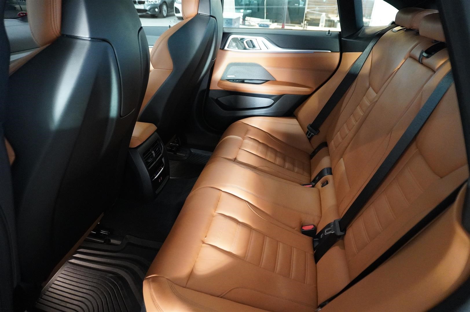 M-Sport Glastaklucka hk Högtalarsystem_22