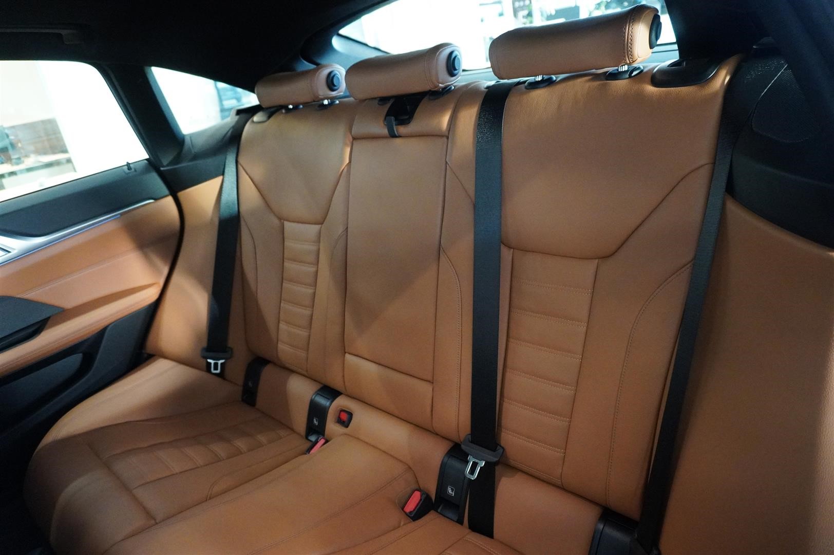 M-Sport Glastaklucka hk Högtalarsystem_23