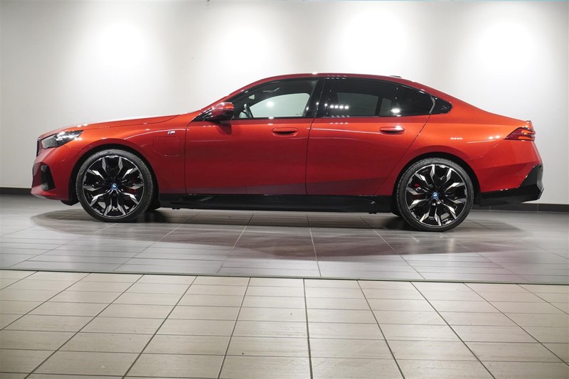 Sedan M Sport Pro Panorama DAP Drag_1