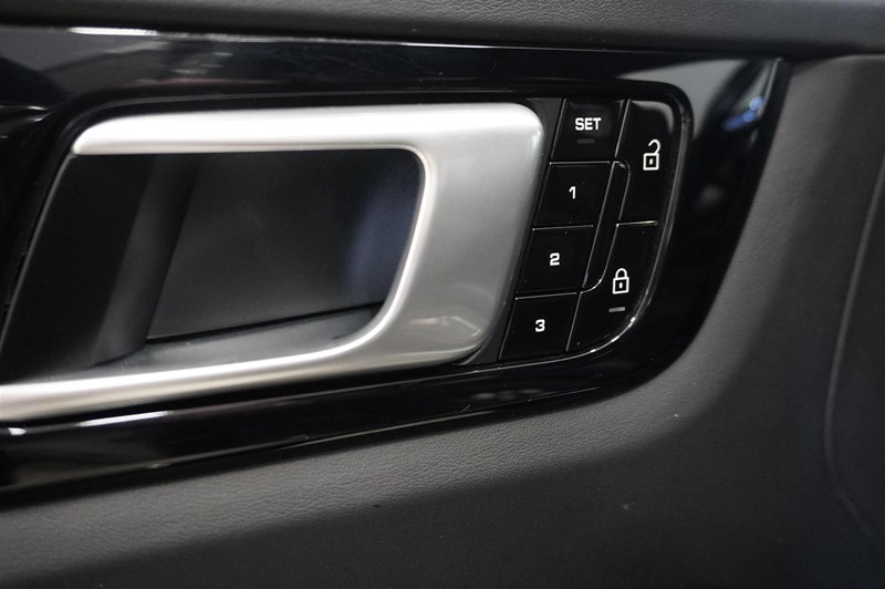 Triptronic S 462hk Led-Matrix Adaptiv Sportstolar 18-Vägs_5