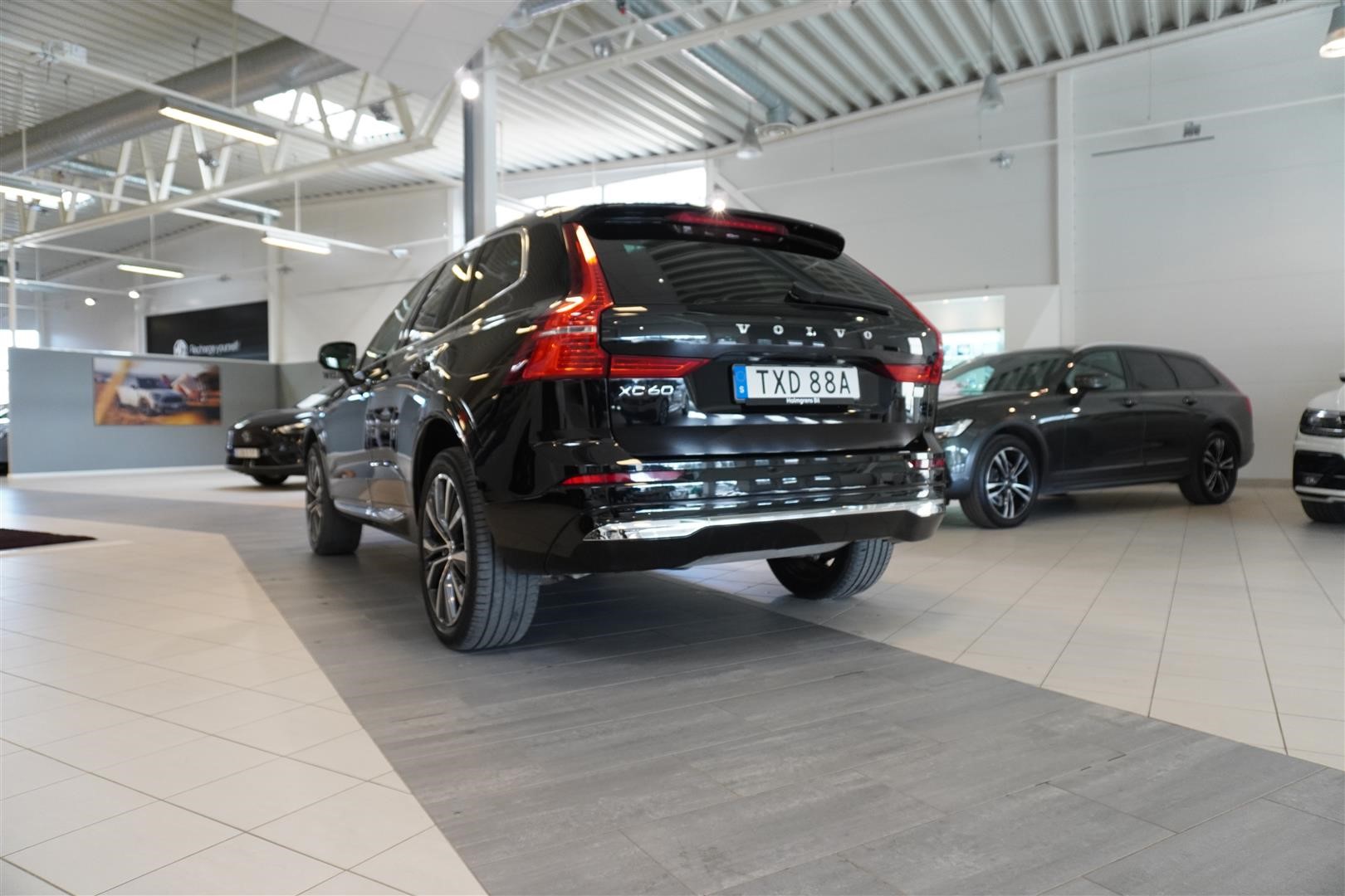 Recharge T6 AWD Geartronic Inscription Expression 340hk_3