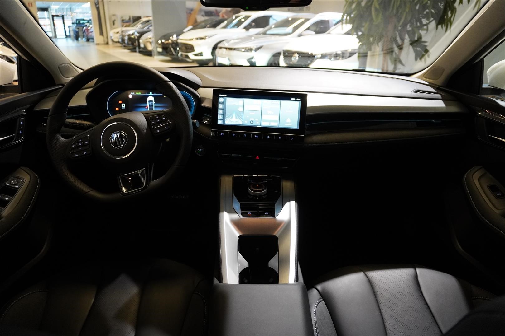 LR Luxury 61kWh_5