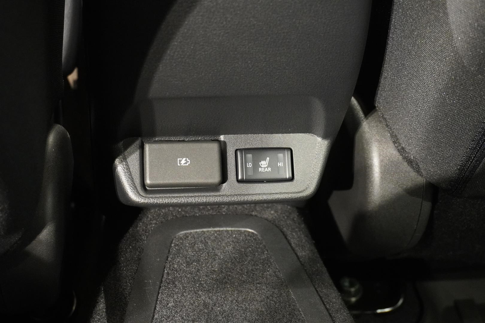 Acenta 39 kWh Kamera Keyless Add-Farth. Releasing_9