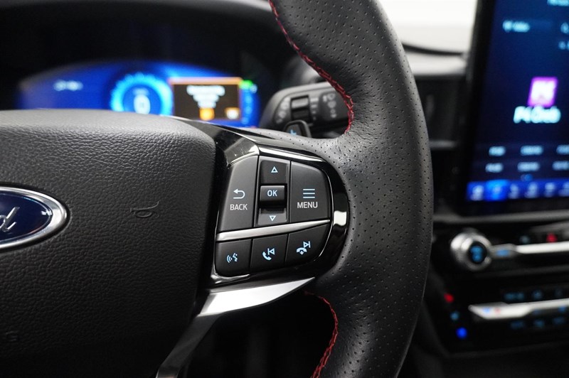 ST-Line 3.0T Plug-In Hybrid 457hk AWD Panorama 7-Sits 2.99% Ränta_8