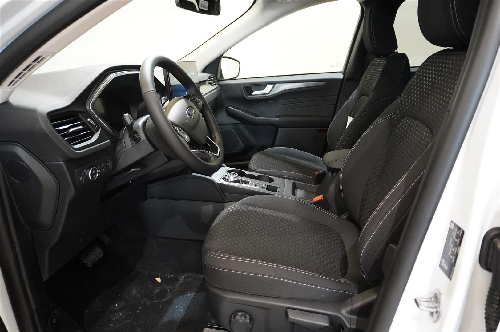 Titanium 2.5 Plug-In Hybrid FWD 243hk CVT Inkl. Vinterpaket_9