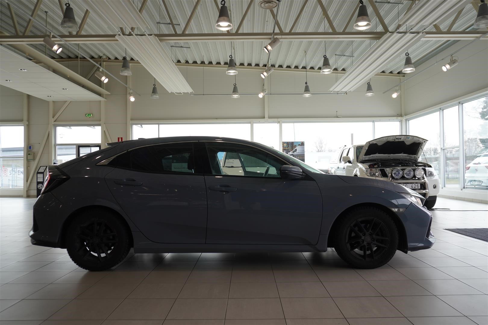 5-Dörrar 1.0 CVT Elegance_1