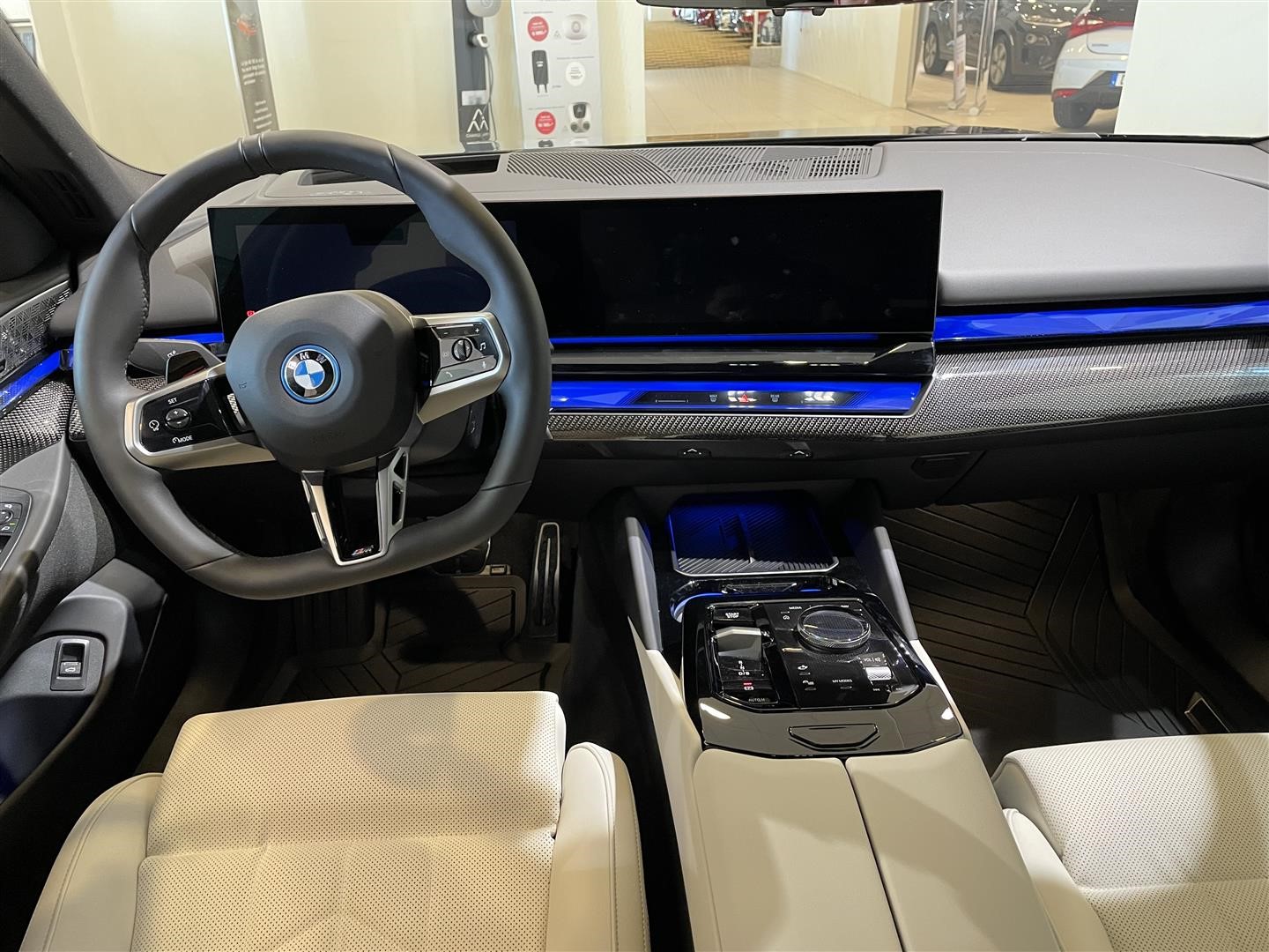 Touring M-Sport Package Pro Panorama Dragkrok_10