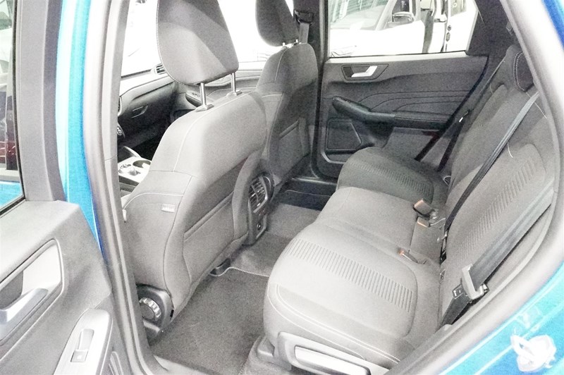 Active 2.5 Plug-In Hybrid FWD 243hk CVT Inkl. Vinterpaket & Dragkrok_4