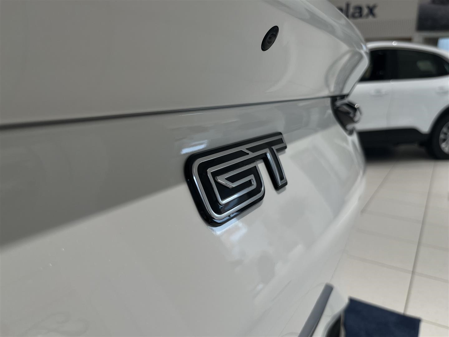 GT AWD Long Range 487hk Navi Pano 360°_6
