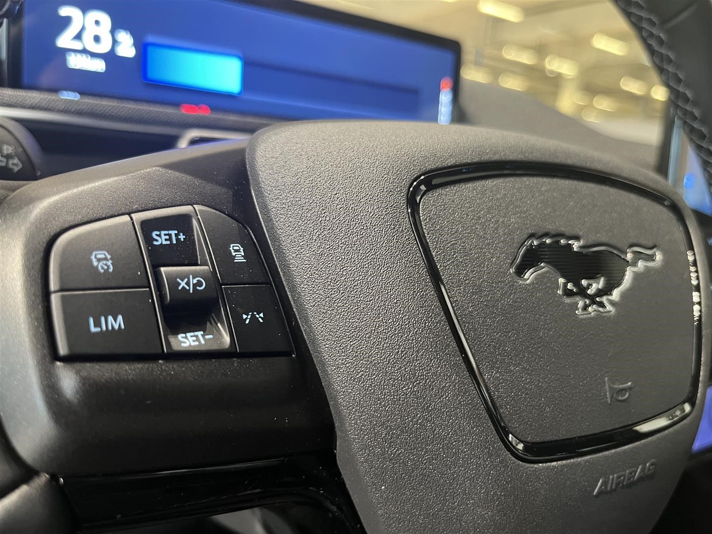 GT AWD Long Range 487hk Navi Pano 360°_14