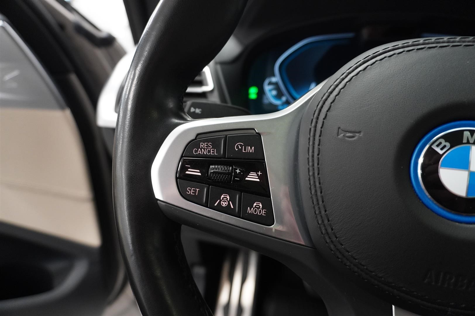 M-Sport Charged Plus H K HUD DAP Pano Drag_12