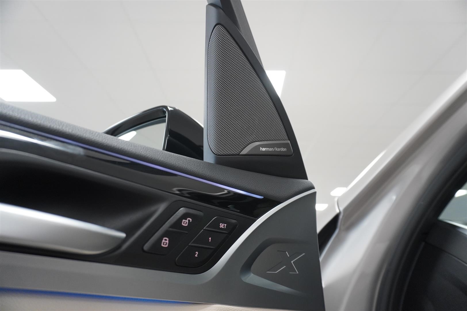 M-Sport Charged Plus H K HUD DAP Pano Drag_15