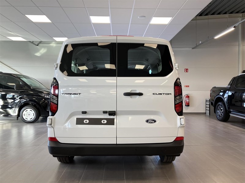 Kombi Minibuss Trend 320l LWB 2.0l 170hk 8AT FWD Diesel_3