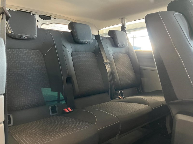 Kombi Minibuss Trend 320l LWB 2.0l 170hk 8AT FWD Diesel_7