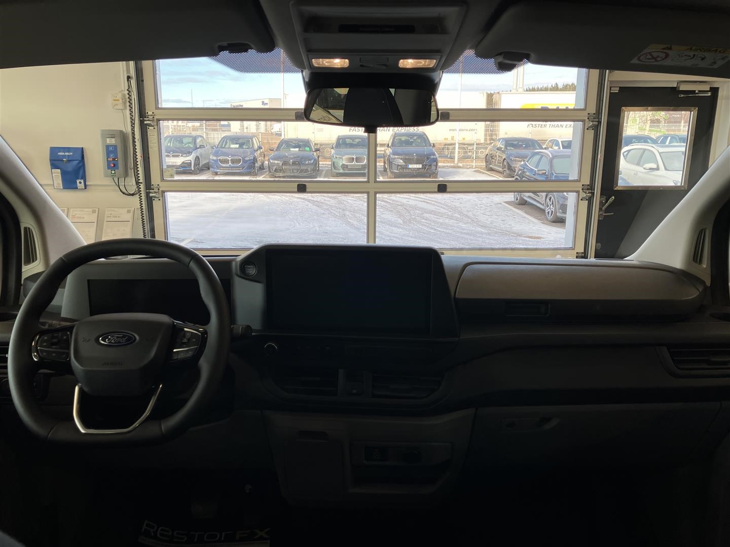 Kombi Minibuss Trend 320l LWB 2.0l 170hk 8AT FWD Diesel_8