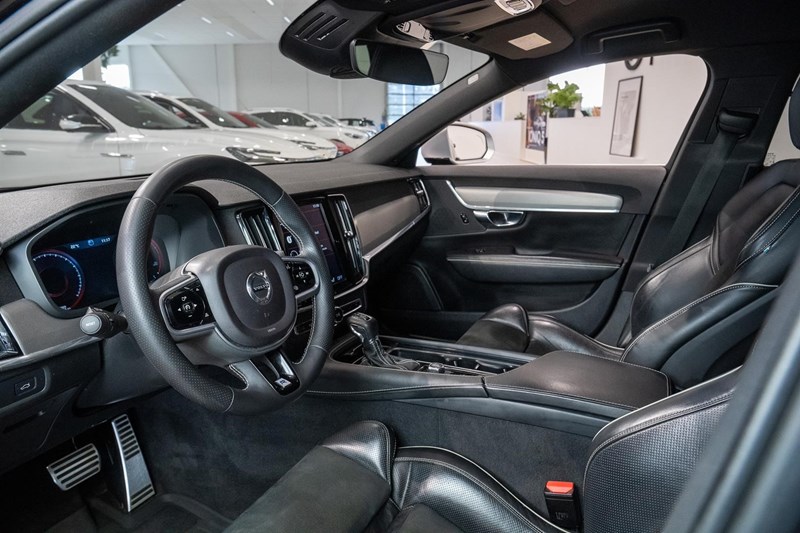 Volvo V90 D5 AWD R-Design 20_4