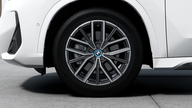 xDrive25e M Sport Active Launch Edition Drag Rattvärme Navigation_6