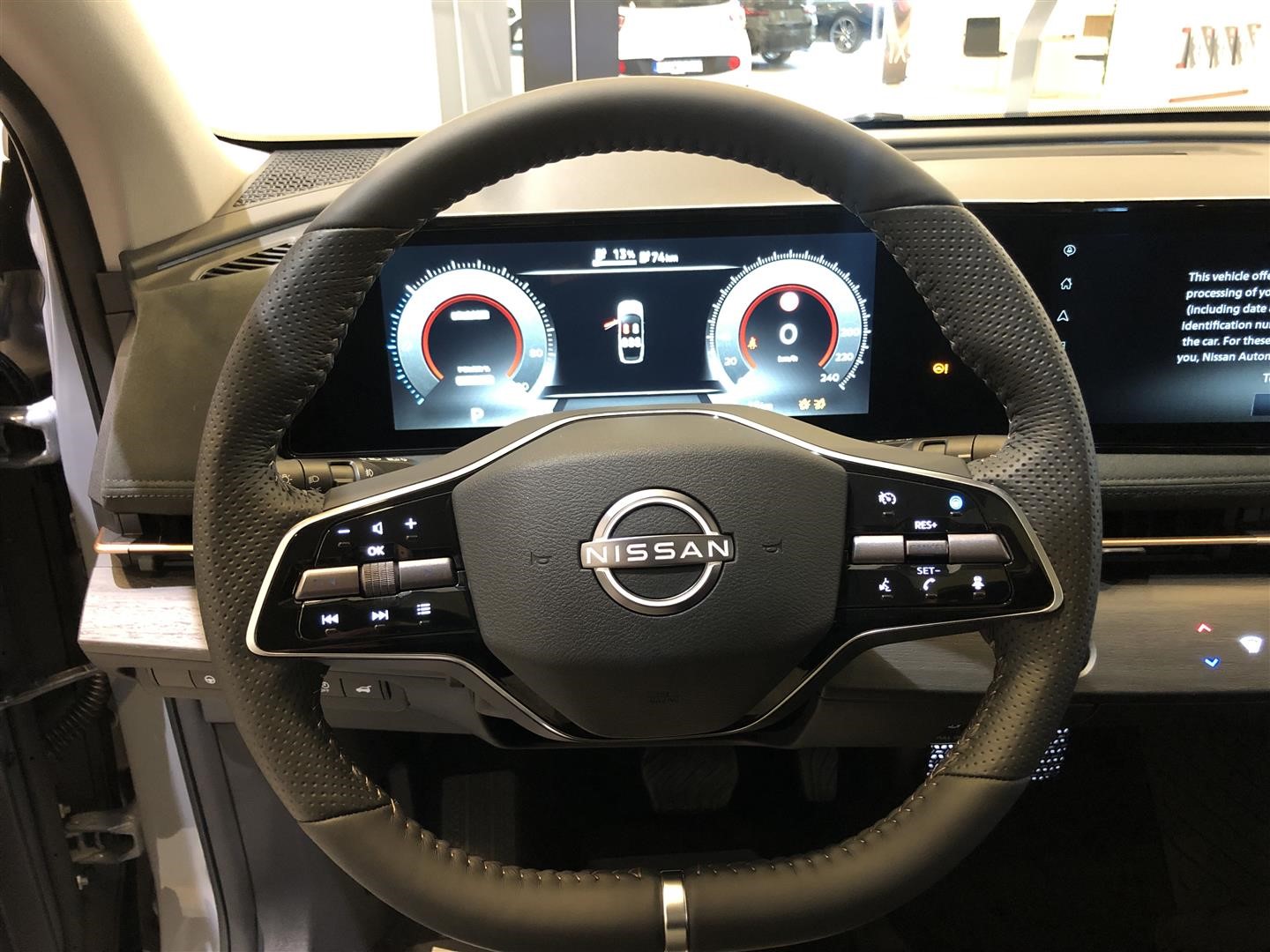 87 kWh Evolve 2WD 22 kW_12