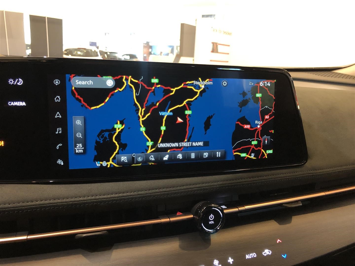 87 kWh Evolve 2WD 22 kW_16