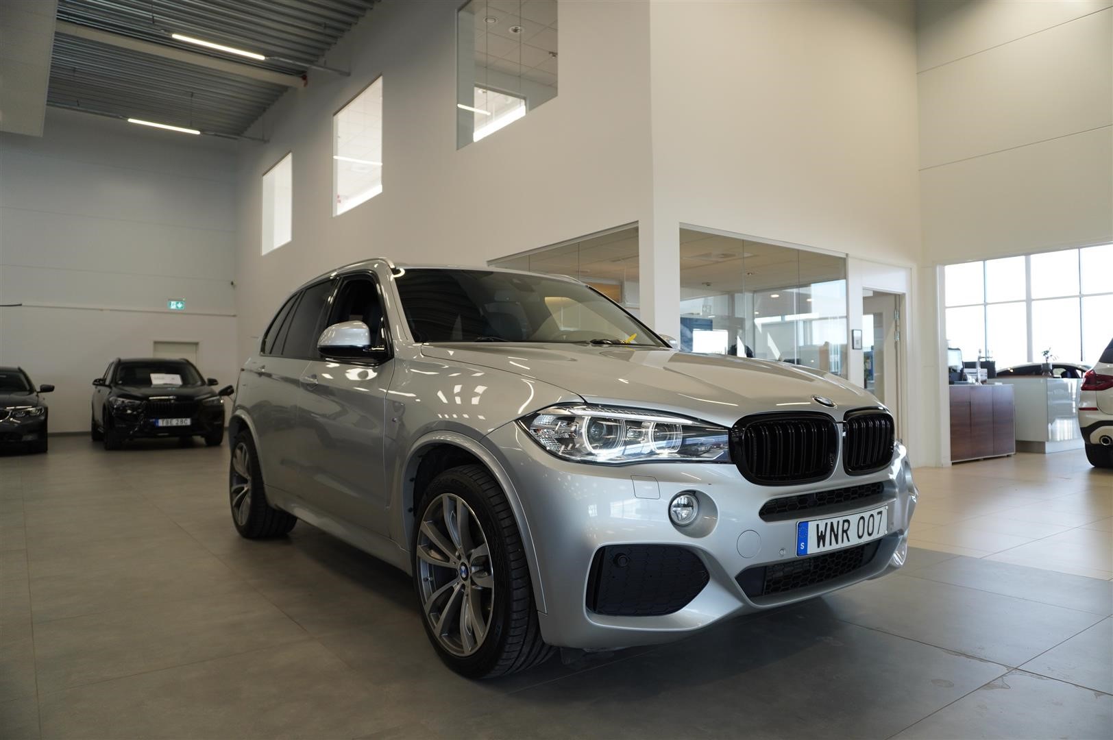 xDrive30d M-Sport H&K Komfortstolar Drag D-Värmare_5