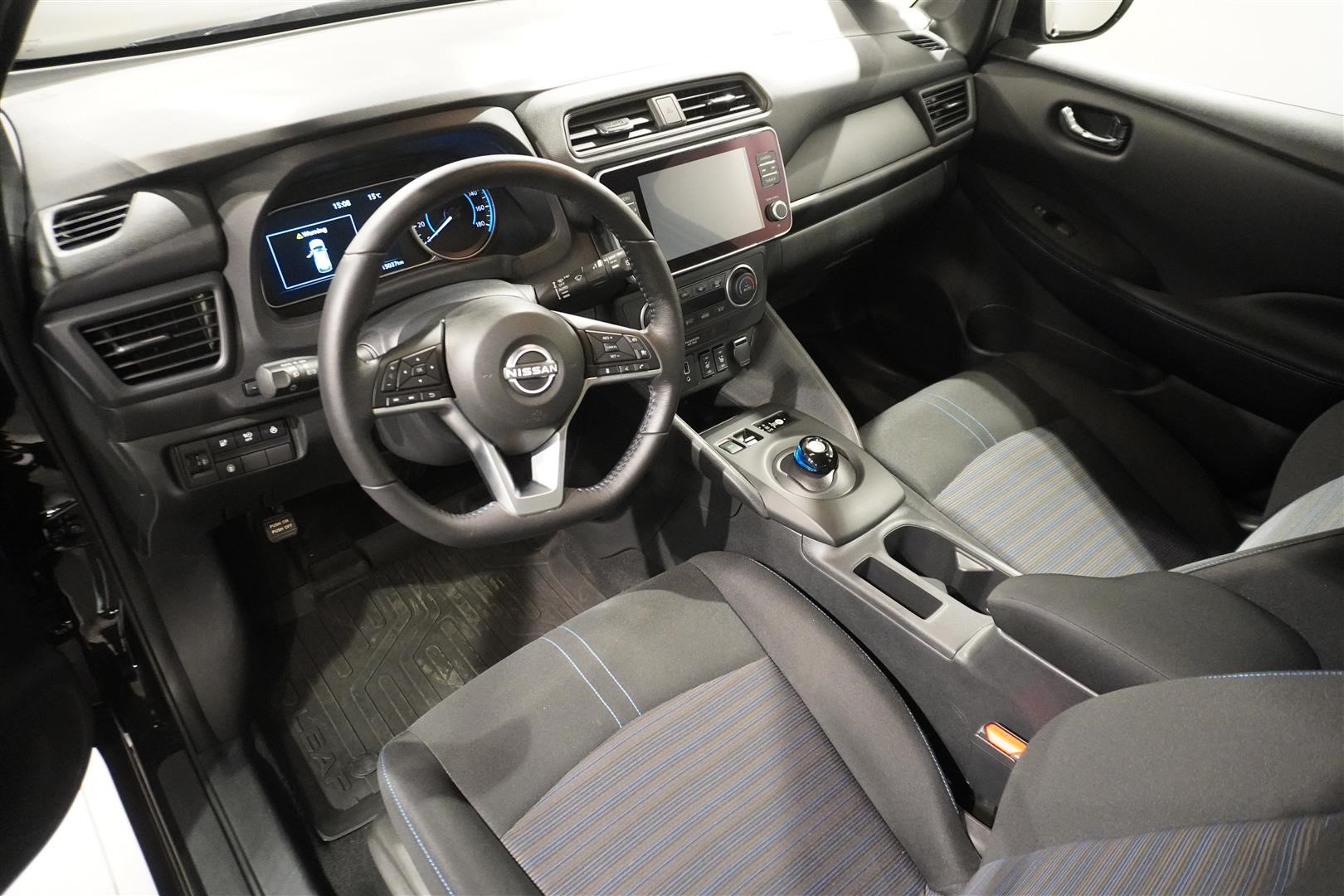 Acenta 39kWh Kamera Keyless Releasing_3