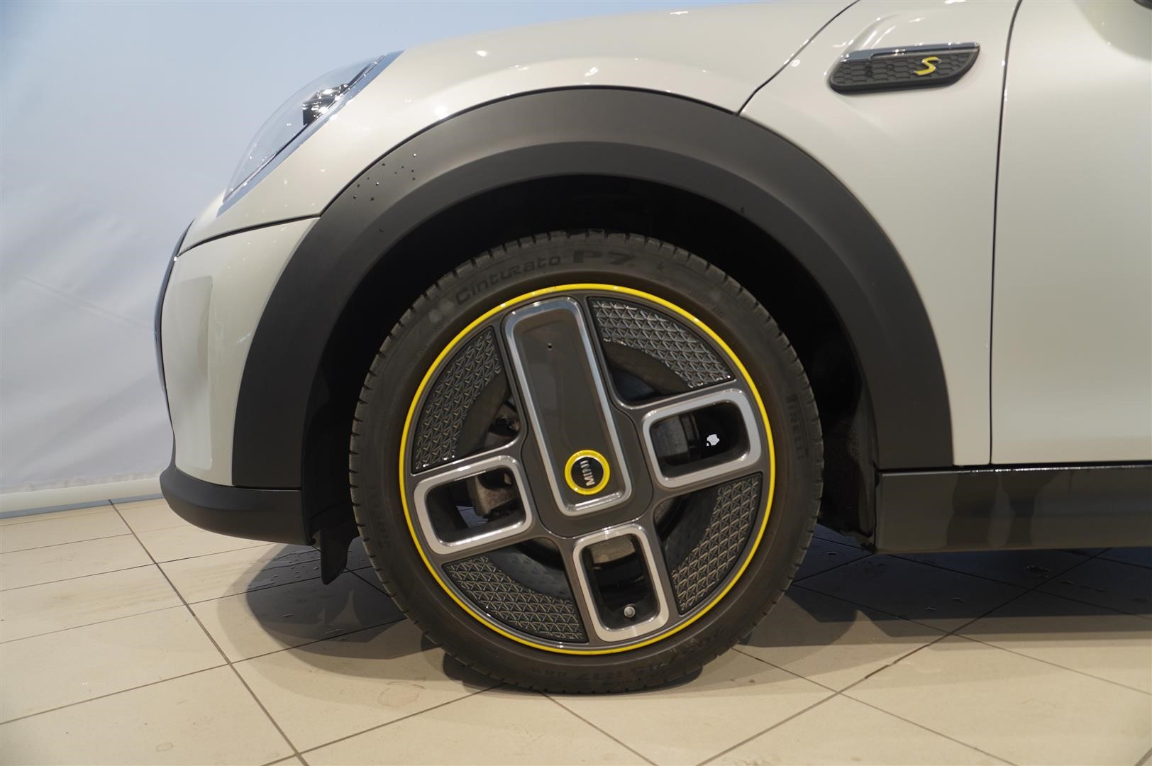 SE Essential Navi LED Kamera Keyless_4