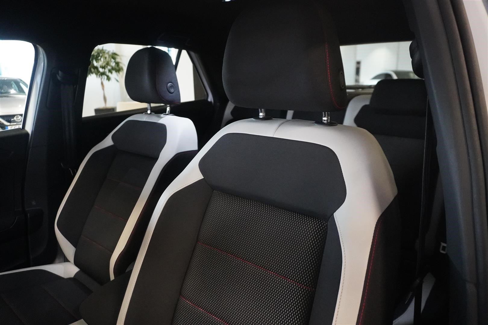 2.0 TSI GT 4M Värmare Drag DSG_7