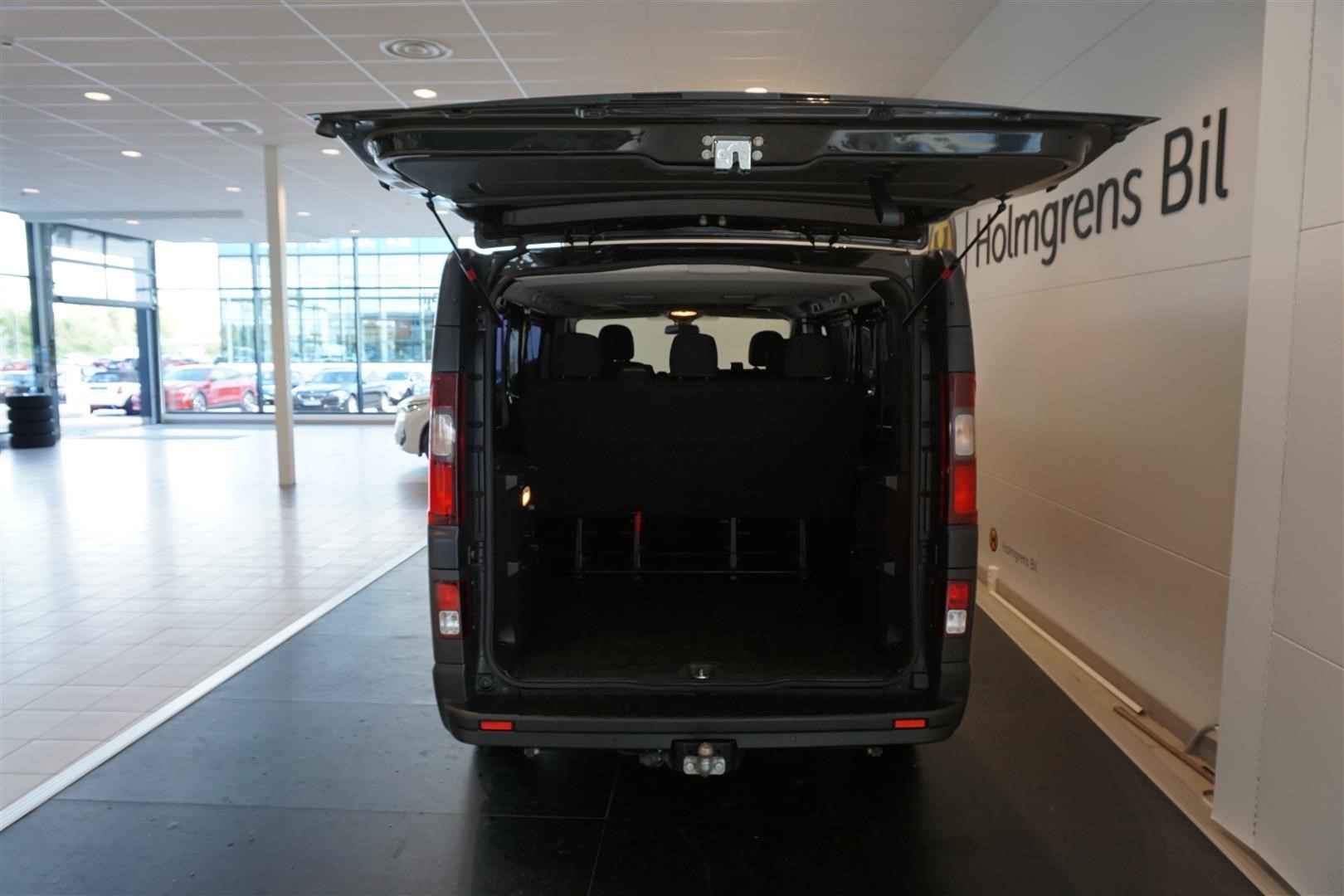 Renault Trafic Kombi 2.7t 1.6 dCi Drag 9-Sits 145hk_2
