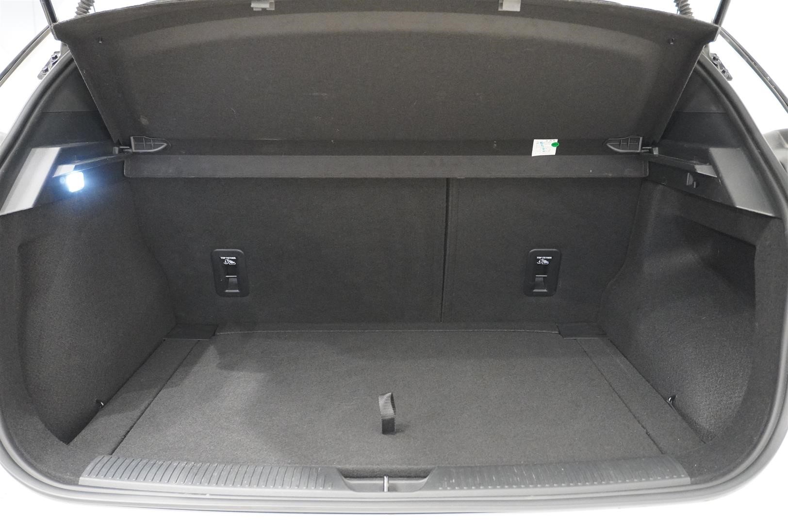 Lux 64 kWh 360 Navi App 2.99% Ränta_5
