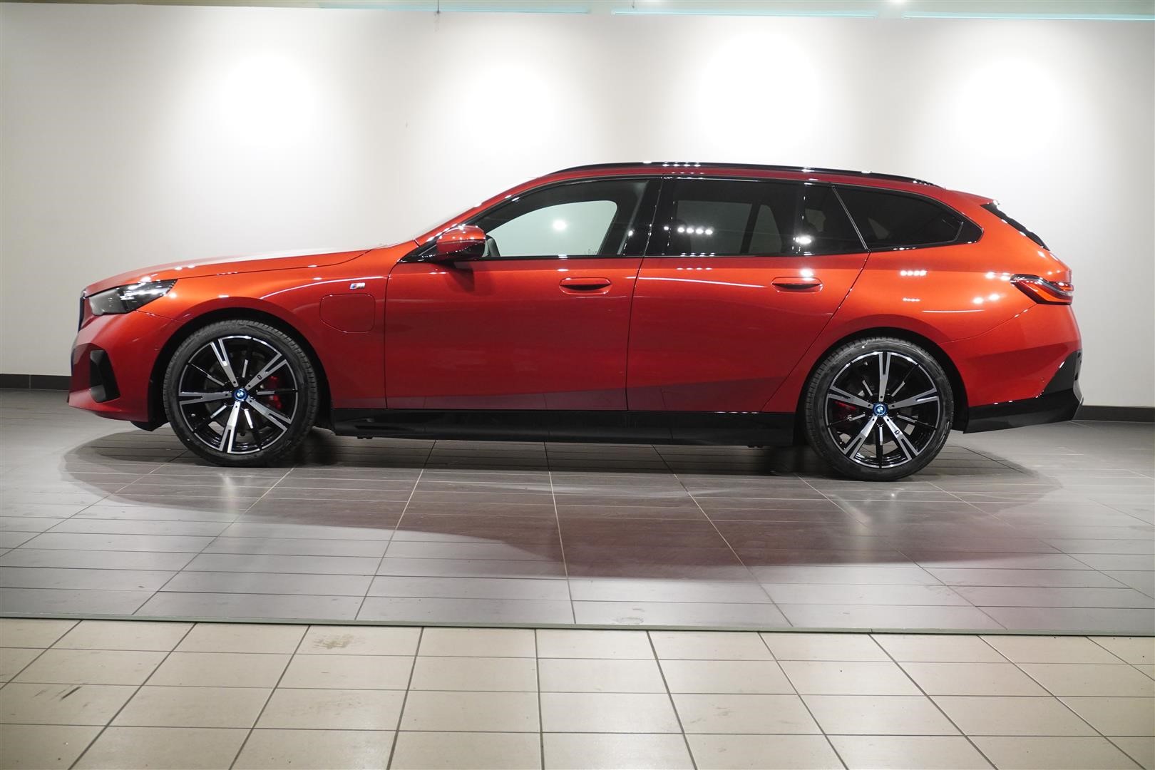 Touring M Sport Business Pro Ed Drag H K_1
