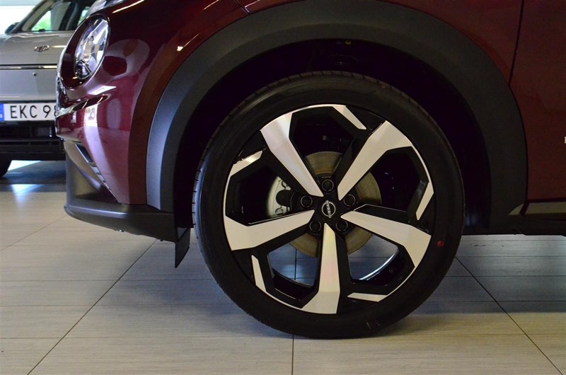 Nissan Juke Hybrid DIG-T 143 hk Tekna Navi My23.5_6