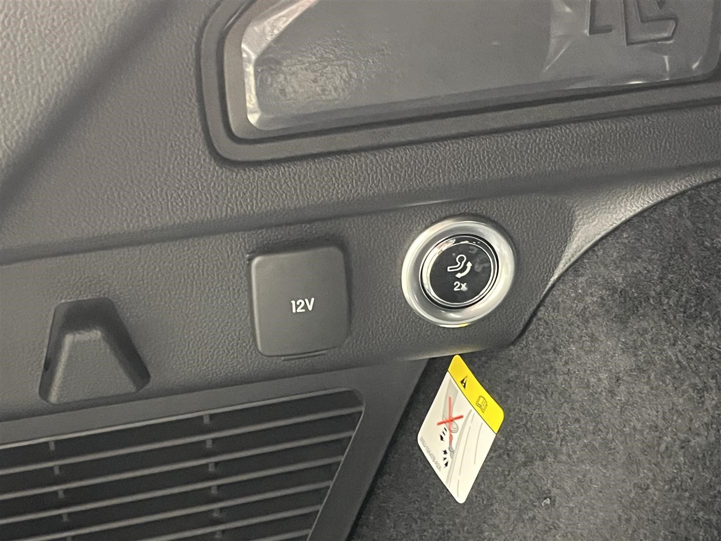 ST-Line X Graphite Tech 2.5 Plug-In Hybrid FWD 225hk Business Edition -Kampanj_9