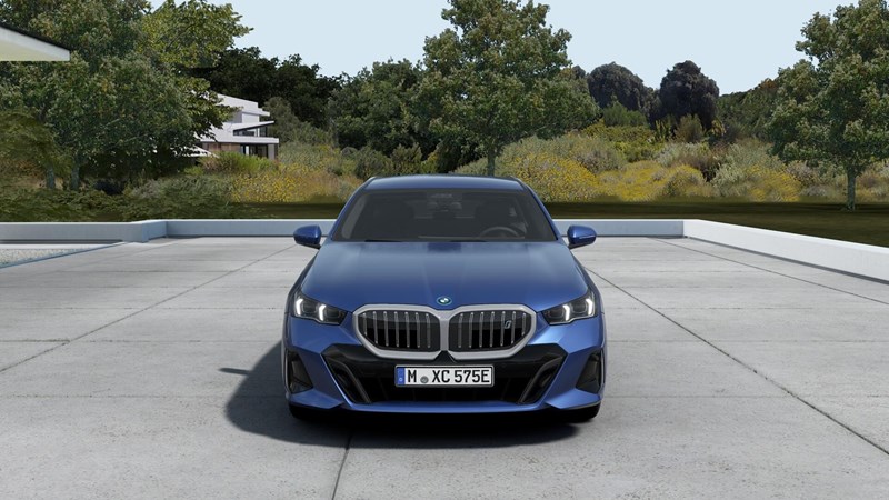 Touring M Sport Active Launch Edition Drag Rattvärme_2