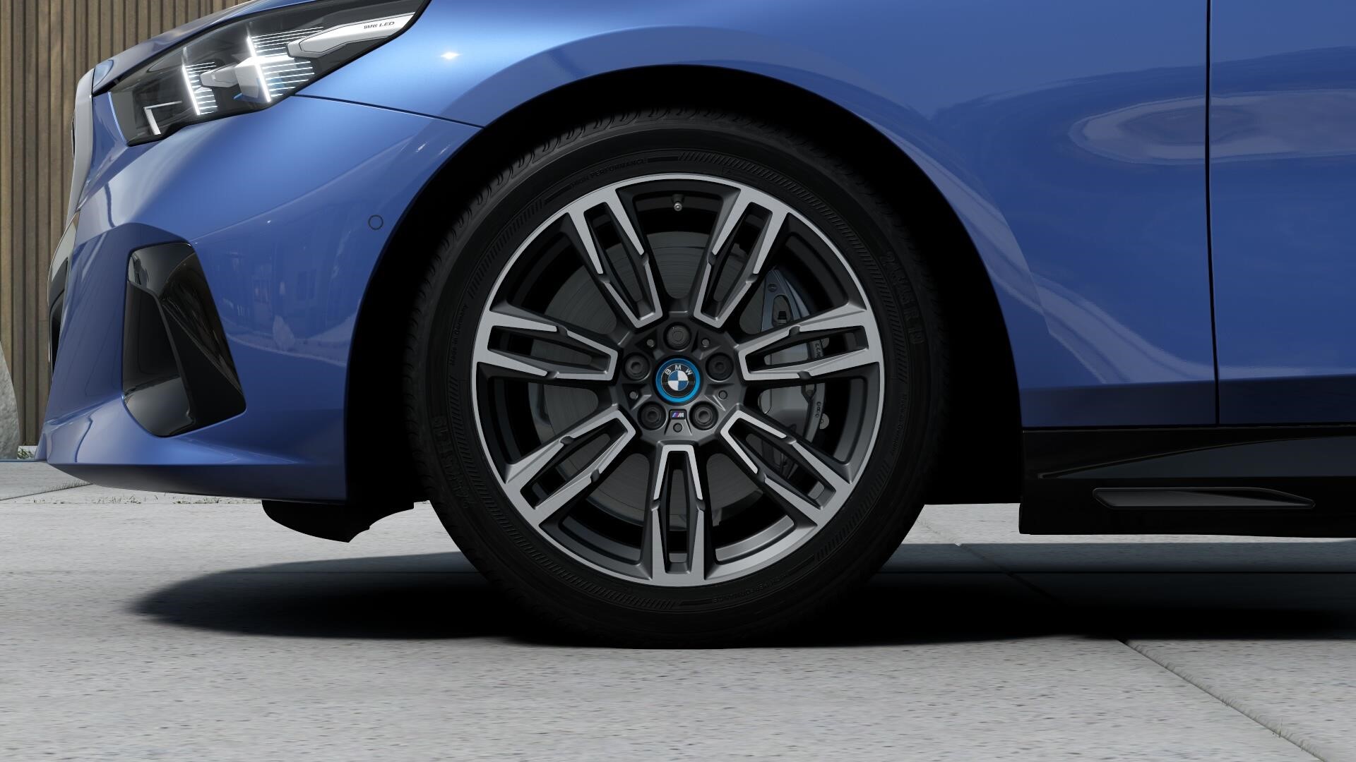 Touring M Sport Active Launch Edition Drag Rattvärme_6